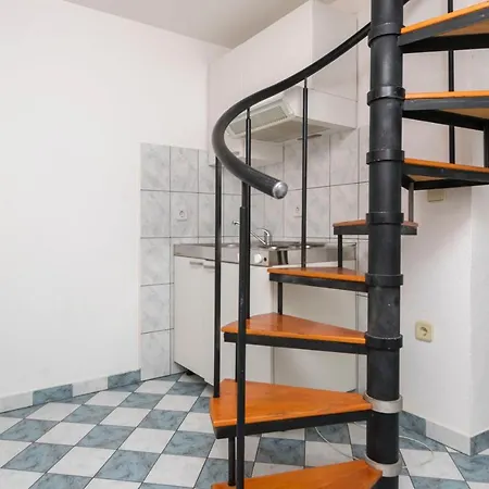 Apartments Mirko Lokva Rogoznica Buitenkant foto