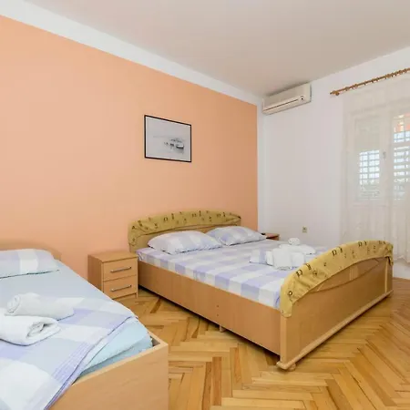 Apartments Mirko Lokva Rogoznica Buitenkant foto