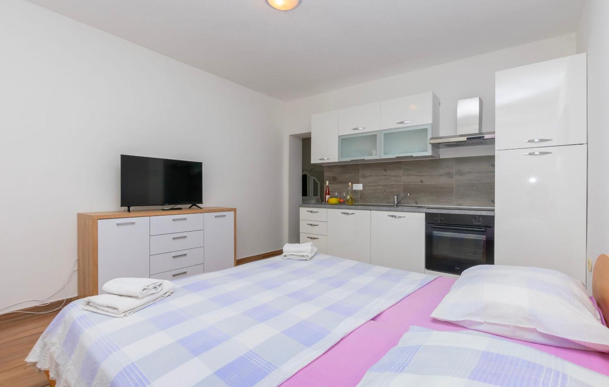 Mirko Apartment